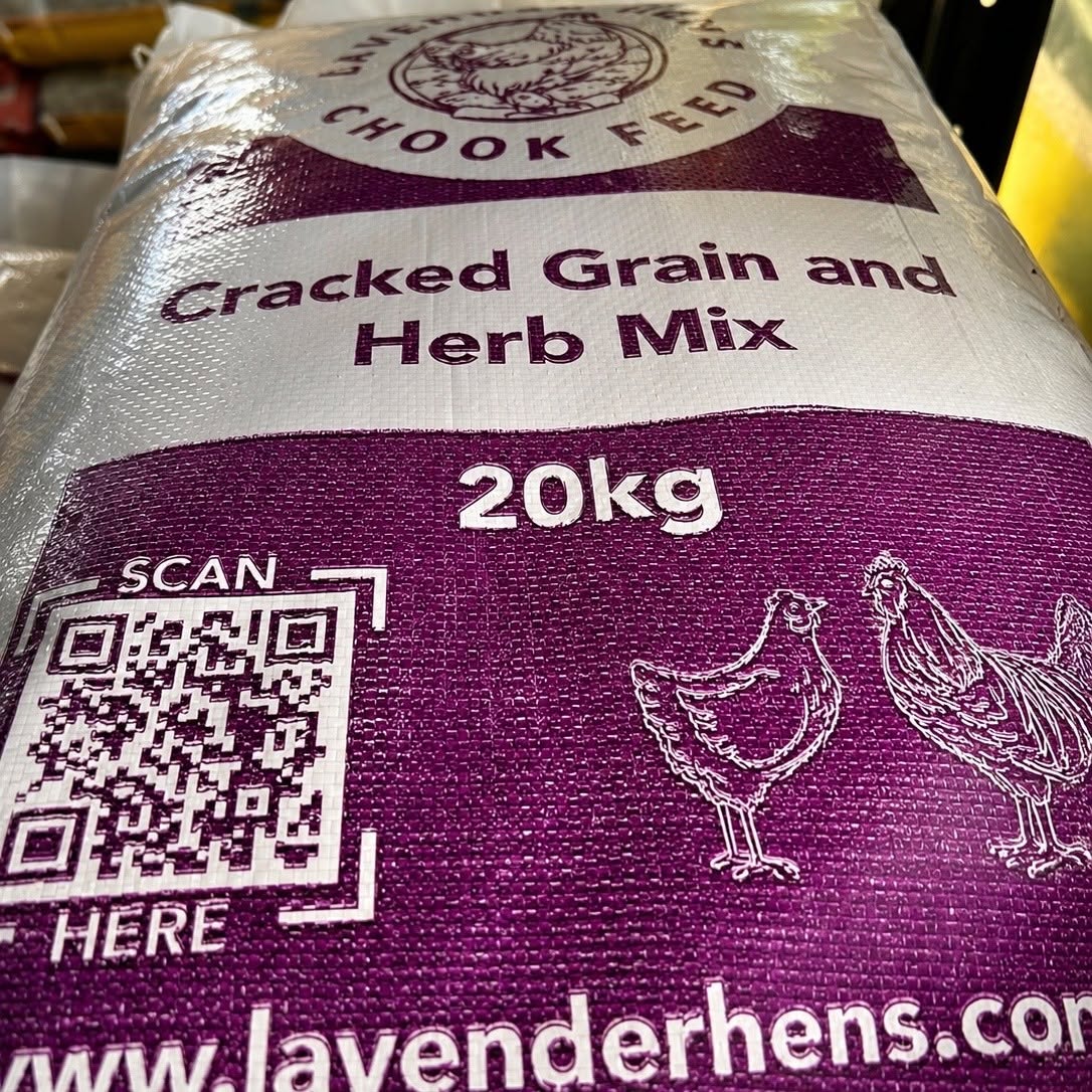 Lavender Hens Cracked Grain Herb 20kg