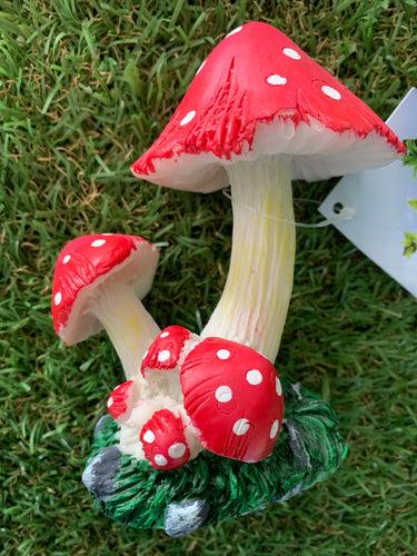 Small Mushroom - Red